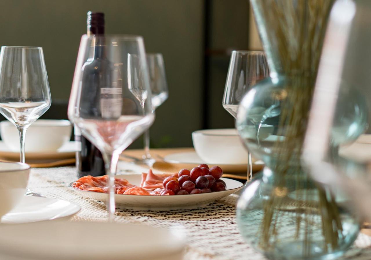 Vakantiehuis Premium Designer 4 Bedroom In Clifton - 3 Bathrooms & Cinema